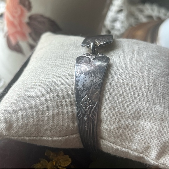 Vintage Silver Plated Spoon Bracelet with Magnetic Closure - Picture 6 of 9